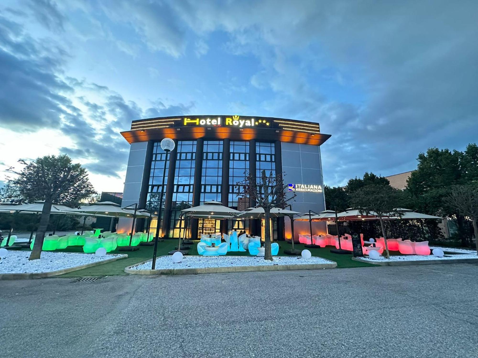 Hotel Royal 4*